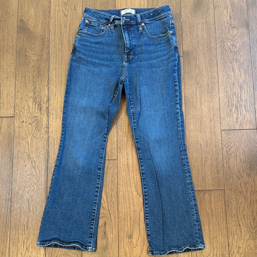 Madewell Mid Rise Kick Out Jeans Size 27 Medium Wash C2-120